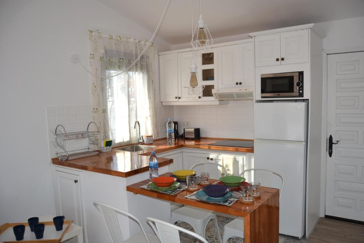 White Exclusive Bungalow. 2 Rooms, Garden & Pool. Maspalomas  Exterior photo