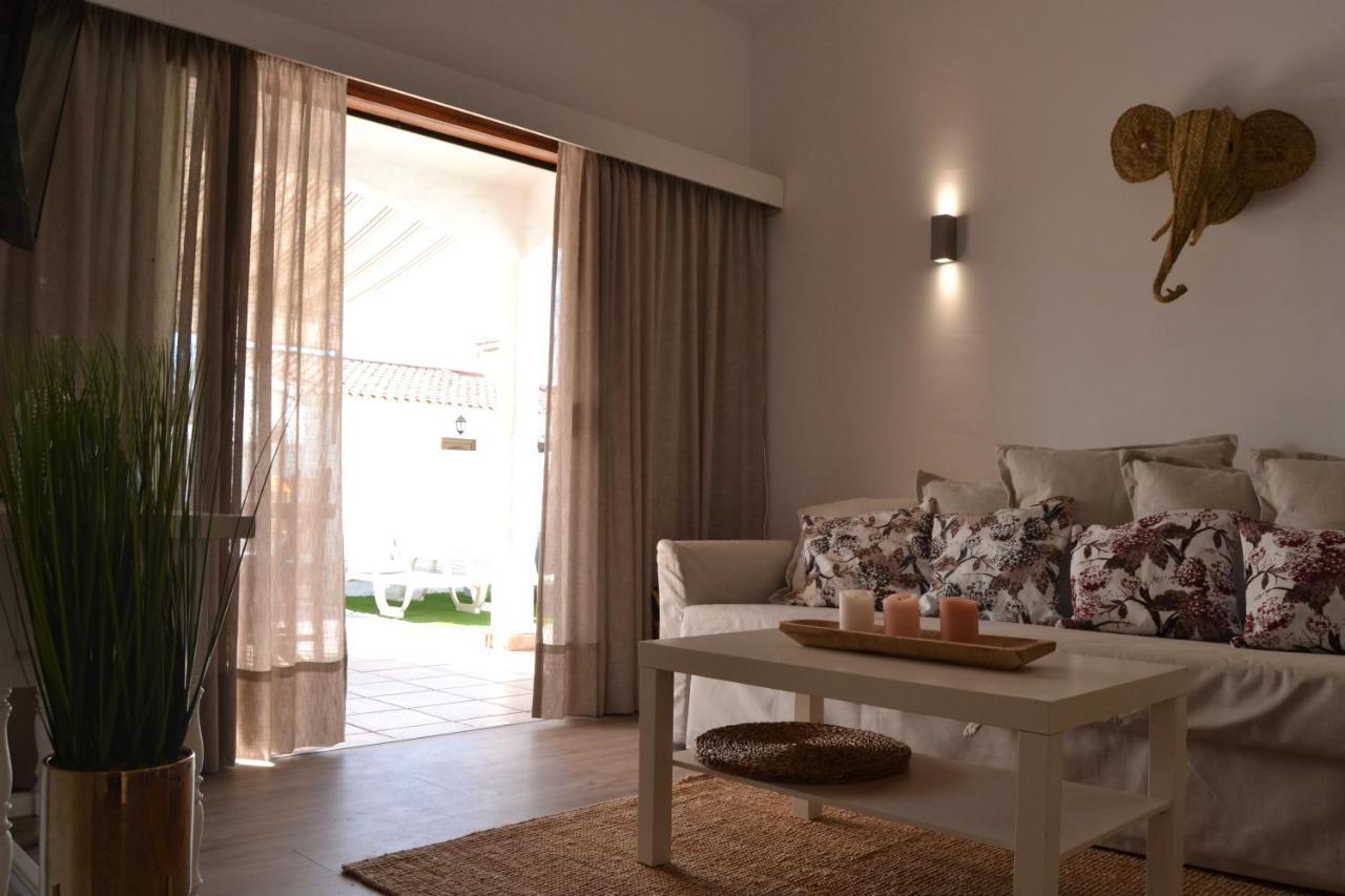 White Exclusive Bungalow. 2 Rooms, Garden & Pool. Maspalomas  Exterior photo